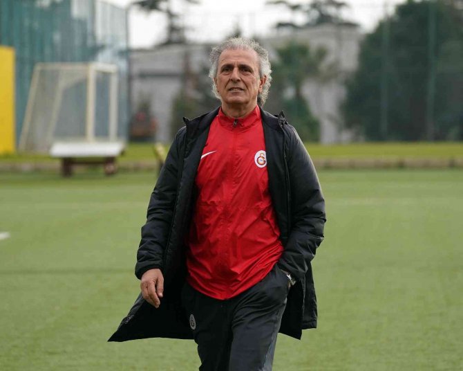 Metin Ülgen: "Fenerbahçe Derbisini Kazanmak İstiyoruz"