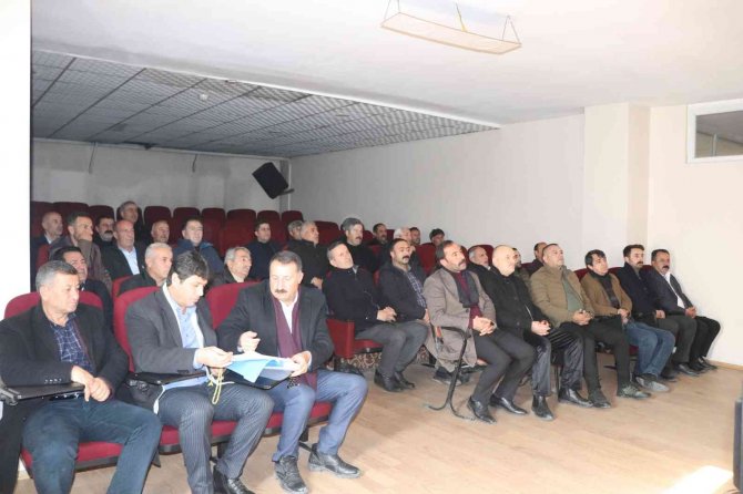 Köy Ve Merkez Mahalle Muhtarlarına Yönelik "Aile Okulu" Kursu