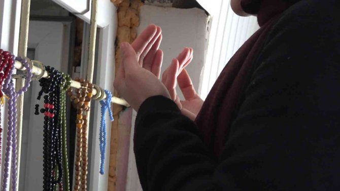 Bapir-i Kal Türbesi Ziyaretçilerin Uğrak Noktası Oldu