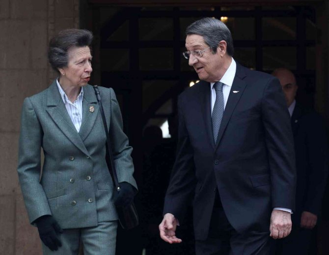 Prenses Anne, Anastasiadis İle Görüştü