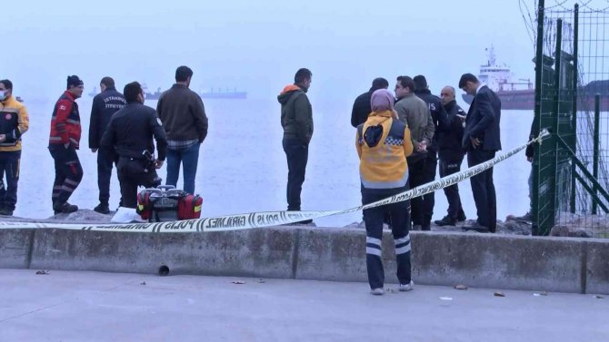 Günlerdir Kayıp Olan Eşinin Cansız Bedenini Sahilde Buldu