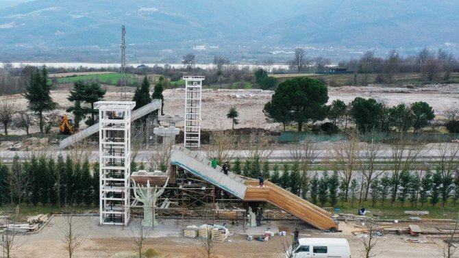 Ormanya’ya Doğa Temalı Üst Geçit