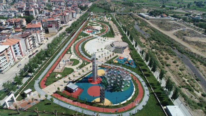 Manisa’nın En Önemli İlçesi İl Olma Yolunda İlerliyor