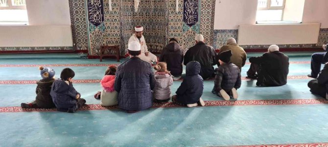 "Çocukların Ahlaklı, Erdemli Ve Adil Bireyler Olarak Yetiştirilmesi İçin Gayret Gösteriyoruz"
