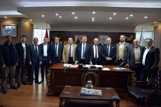 Tüdki̇yeb Genel Başkanı Nihat Çelik: "Erciş İl Olmalı"