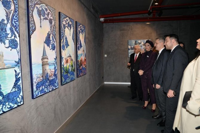 Üsküdar’da “Alem-i Şuhud” Resim Sergisi Sanatseverlerle Buluştu