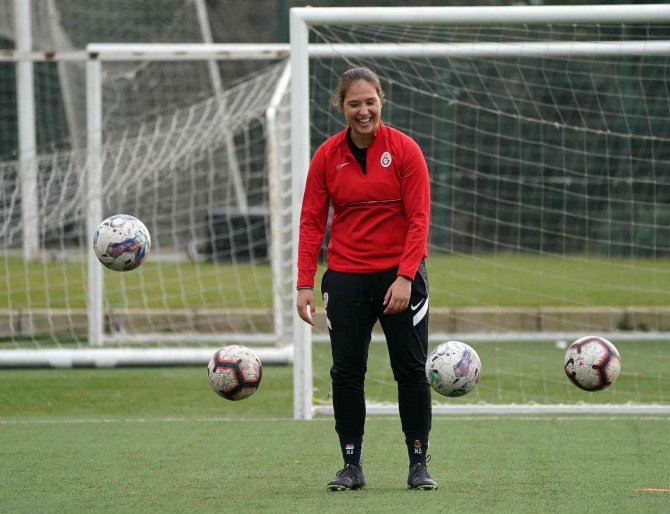 Milica Denda: "Erkek Takımından Sonra Biz De Derbiyi Kazanmak İstiyoruz"
