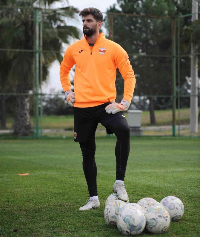 Adanaspor Kaleci Arda Akbulut’u Transfer Etti