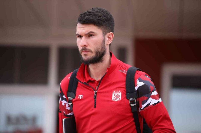 Sivasspor Kafilesi Kayseri’ye Gitti