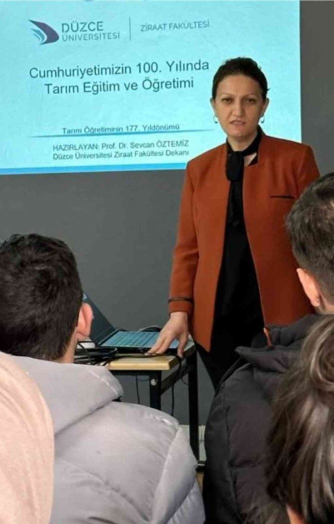 Prof. Dr. Öztemiz “Güçlü Ve Bilimsel Tarım Eğitiminin Şart”