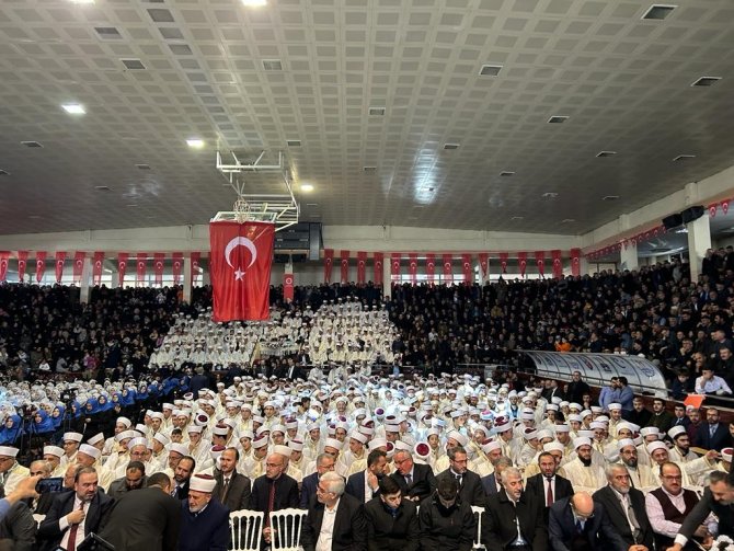Bin Bir Hafız İçin İcazet Merasimi Düzenlendi
