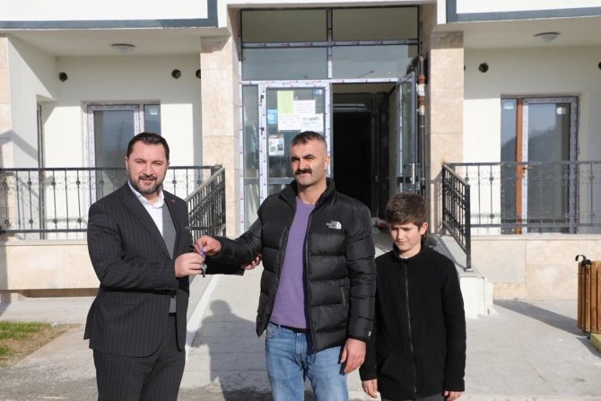 Turhal’da Toki̇ Evleri Sahipleriyle Buluşuyor