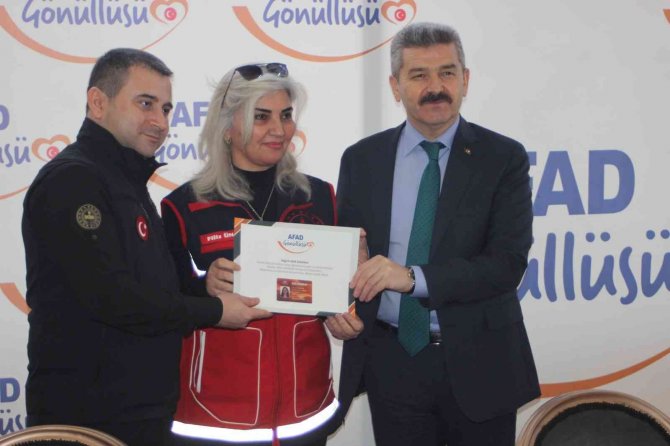 Destek Afad Gönüllüleri İçin Sertifika Töreni Düzenlendi