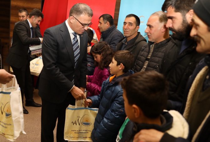 Tip 1 Diyabet Hastası Çocuklara Sensörlü Şeker Ölçüm Cihazı Dağıtıldı