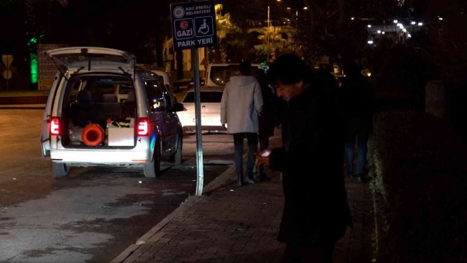 Polis Kurallara Uymayanlara Ceza Yağdırdı