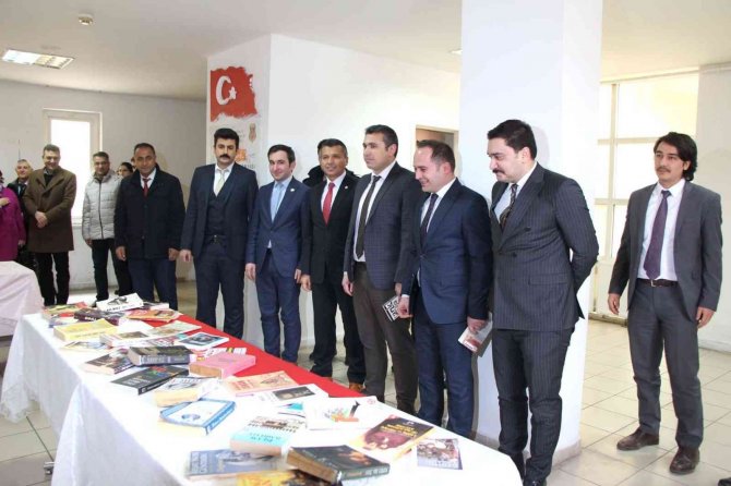 Adliye’de Kitap Bağış Kampanyası