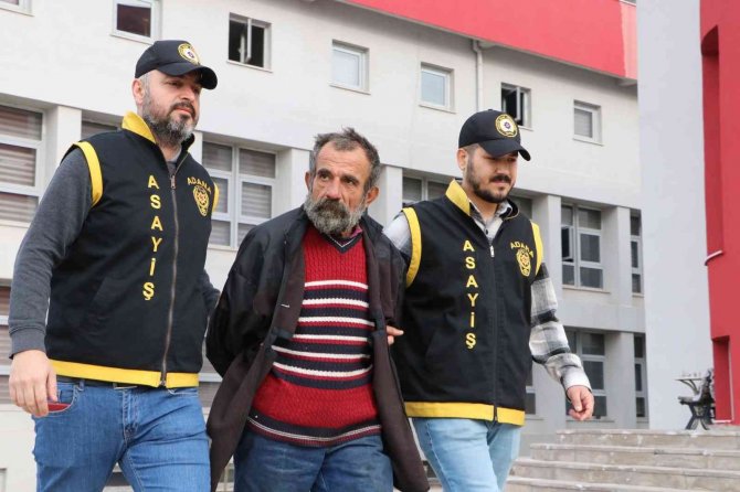 Isınmak İsterken Belediyenin Halk Marketini Yaktı