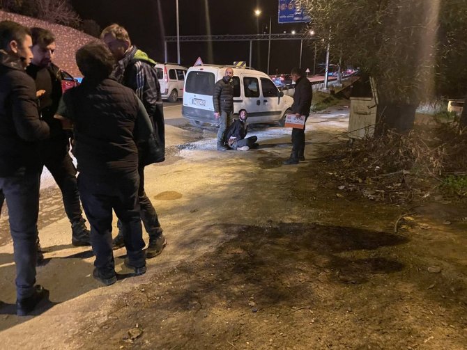 İ̇ş Yerine Silahlı Saldırı Yapıp, Peşlerine Düşen Polis Ekiplerine Ateş Ettiler