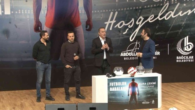 Bağcılar’da “Futbolun Babaları” Halı Saha Turnuvası Düzenliyor