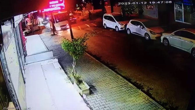 Vicdansız Sürücü Yaşlı Adama Çarpıp Kaçtı