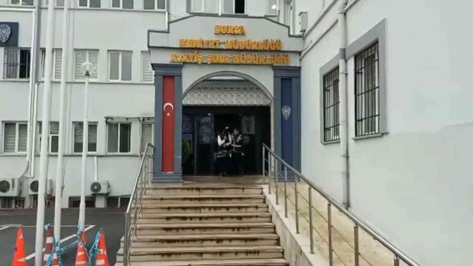 Çeşitli Suçlardan Hapis Cezası Bulunan Zanlılar, Şafak Vakti Yapılan Operasyonla Yakalandı