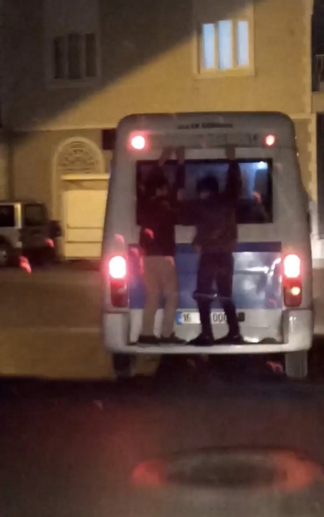 Bursa’da Çocukların Tehlikeli Yolculuğu Kameralarda