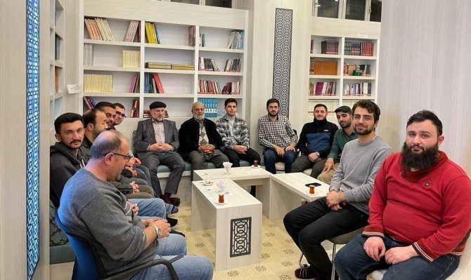 Çarşamba Sohbetlerinin Konuğu Dr. Gayretli Oldu