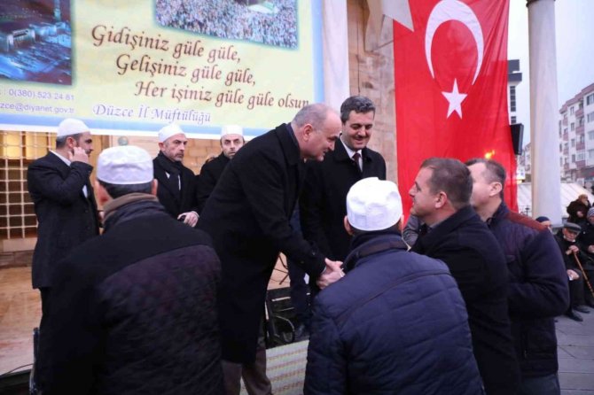 2023’ün İlk Umre Kafilesi Uğurlandı