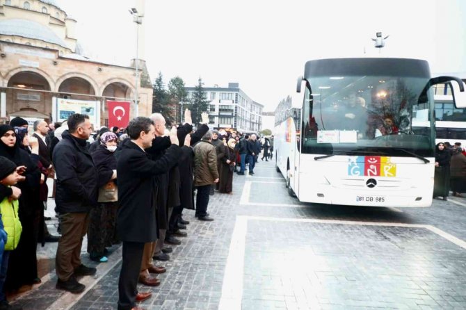 2023’ün İlk Umre Kafilesi Uğurlandı