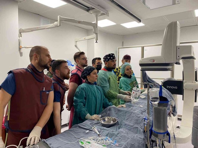 Kalbi Delik Hasta, Ameliyatsız Kapama İşlemiyle Sağlığına Kavuştu