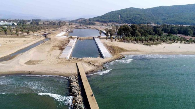 Efes Antik Kenti, 3 Ay Sonra Denizle Buluşuyor