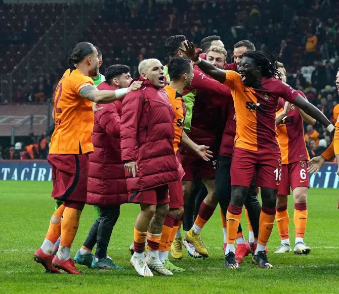 Galatasaray Evinde, Hatayspor’a Yenilmiyor