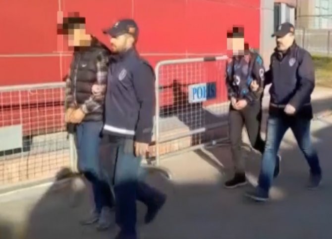 Gaziantep’te Motosikletli 2 Kapkaç Zanlısı Tutuklandı