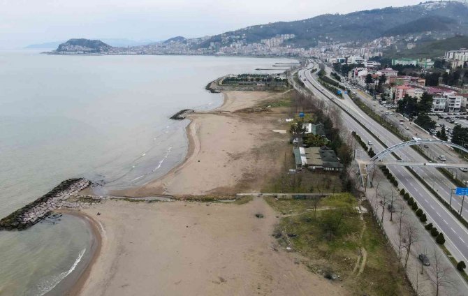 Tamamlanması Halinde Doğu Karadeniz’in En Uzun Plajı Olacak