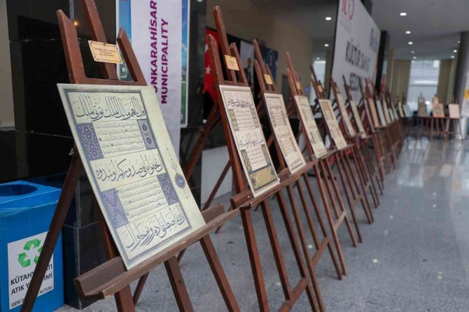 Hattat Ahmed Şemseddin Karahisari ‘Hat Örnekleri Sergisi’ Sanatseverlerin Beğenisine Sunuldu