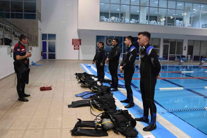 Su Altı Arama Ve Kurtarma Timi Aldığı Eğitimlerle Her An Göreve Hazır