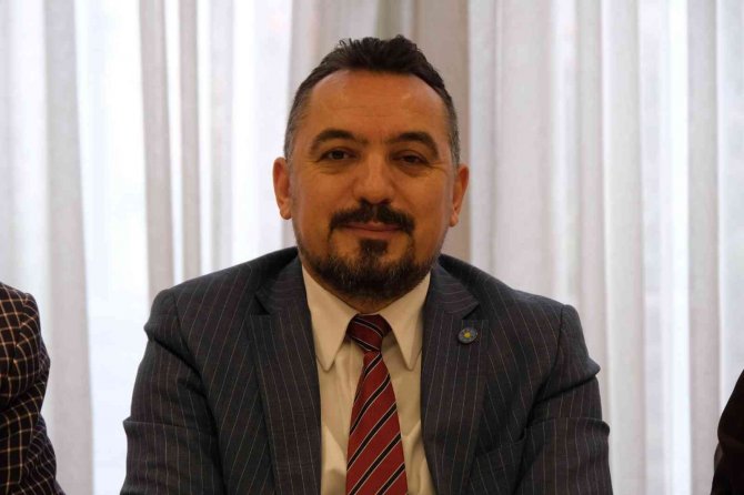 İ̇yi̇ Partili Eryılmaz Milletvekilliği İçin Yeşil Işık Yaktı