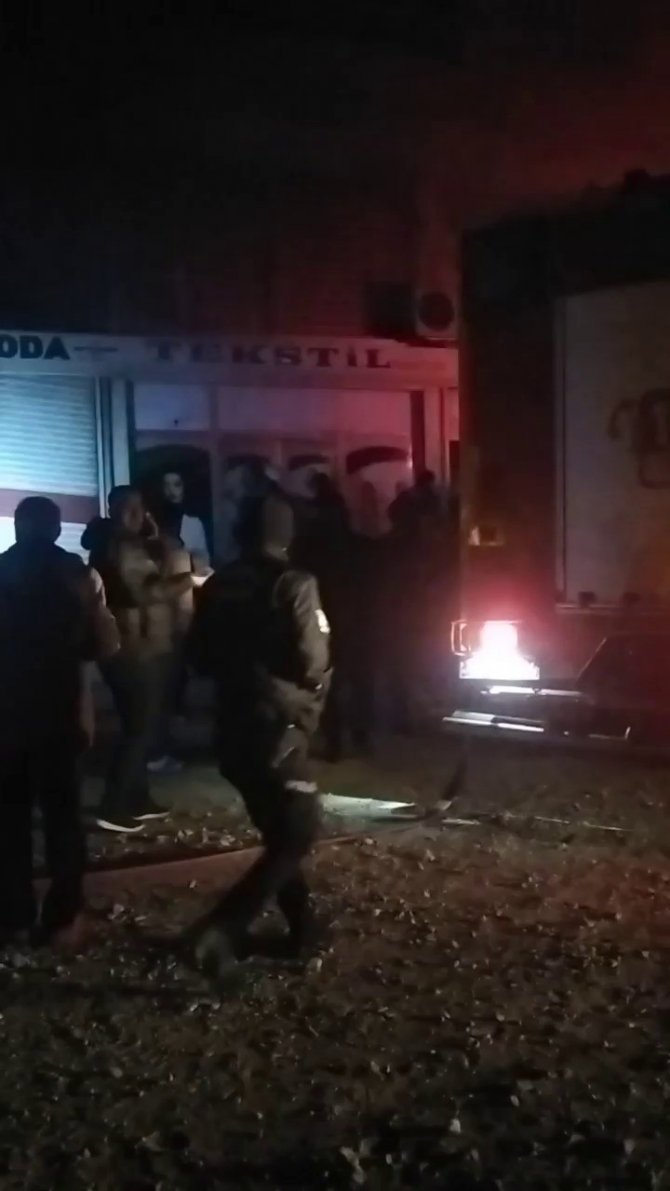 Nusaybin’de Tekstil Atölyesinde Çıkan Yangın Korkuttu