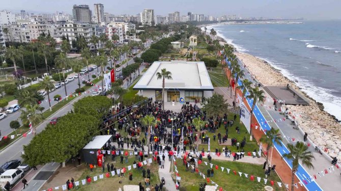 Mersin’de ’Adres Okuma Salonu’ Açıldı