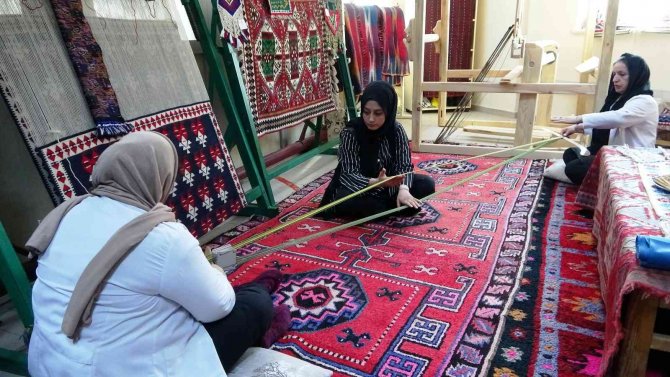 Van Gölü Havzası’ndaki Tarihi Ve Kültürel Zenginlikler Olgunlaşma Enstitüsü Eliyle Gün Yüzüne Çıkıyor