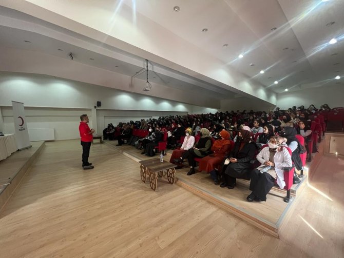 Muş’ta Afetler Ve Afetlerden Korunma Bilinci Eğitimi Verildi