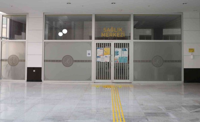 Nevü Rektörü Aktekin, Mediko Sosyal Sağlık Merkezindeki Çalışmaları İ̇nceledi