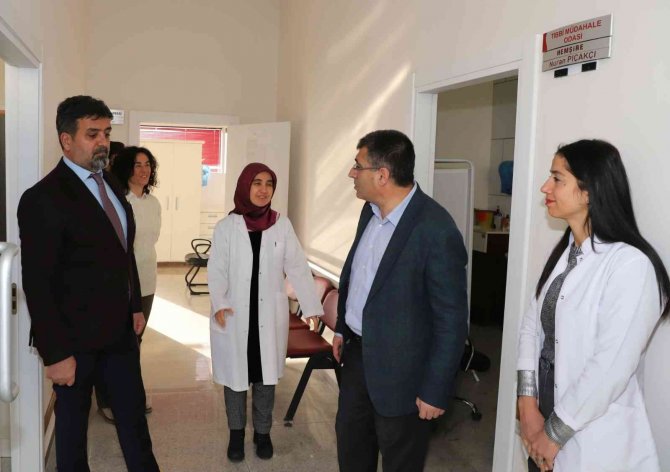 Nevü Rektörü Aktekin, Mediko Sosyal Sağlık Merkezindeki Çalışmaları İ̇nceledi