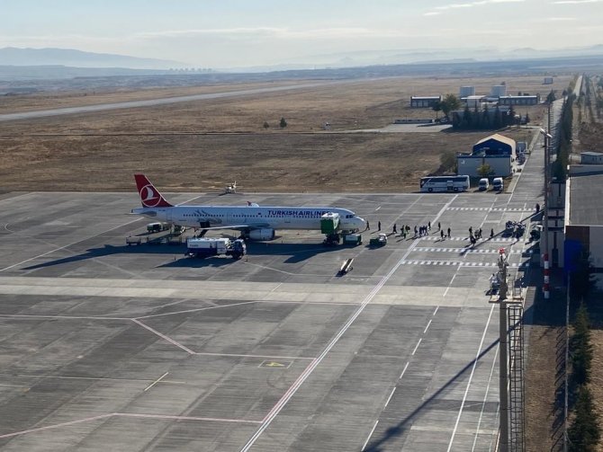 Kapadokya Havalimanından Uçanların Sayısı 400 Bini Geçti