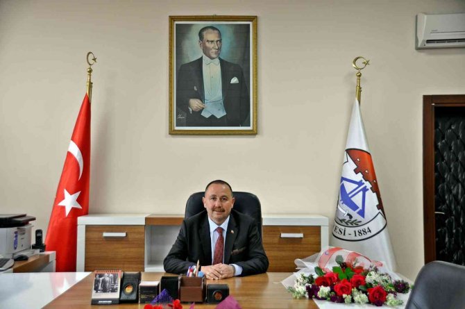 Söğüt Belediyesinden Çalışanlarına Yüzde 100 Zam