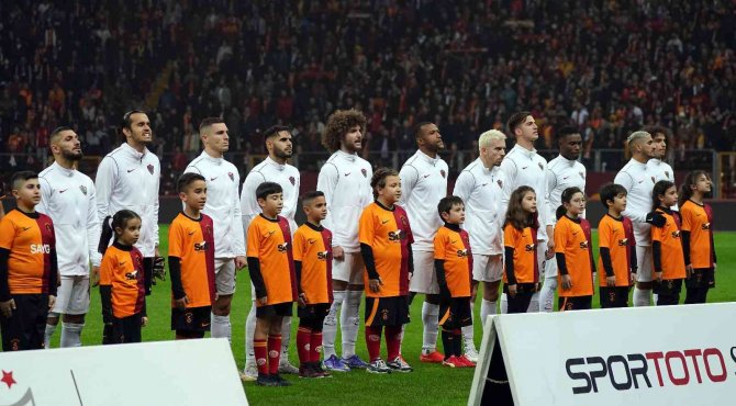 Spor Toto Süper Lig: Galatasaray: 1 - Hatayspor: 0 (Maç Devam Ediyor)