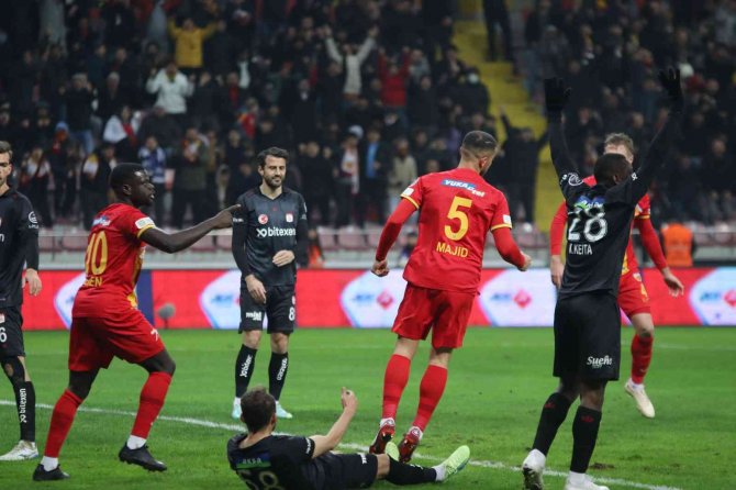 Spor Toto Süper Lig: Kayserispor: 3 - Sivasspor: 0 (İ̇lk Yarı)