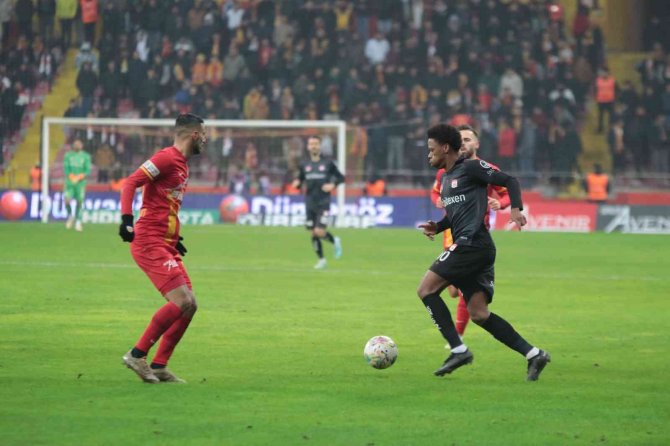 Spor Toto Süper Lig: Kayserispor: 4 - Sivasspor: 1 (Maç Sonucu)
