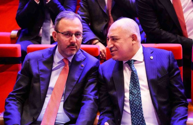 Mehmet Büyükekşi: "Türk Futbolunu Bugünkünden De Daha İyi Noktalara Taşıyacağız"