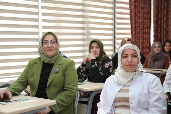 Van’da Kadınlara Uyuşturucu İle Mücadele Semineri